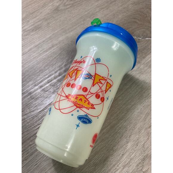 Disney Sci-Fi Dine-In Theater Glow in the Dark Souvenir Cup Hollywood‎ Studios - Picture 2 of 10